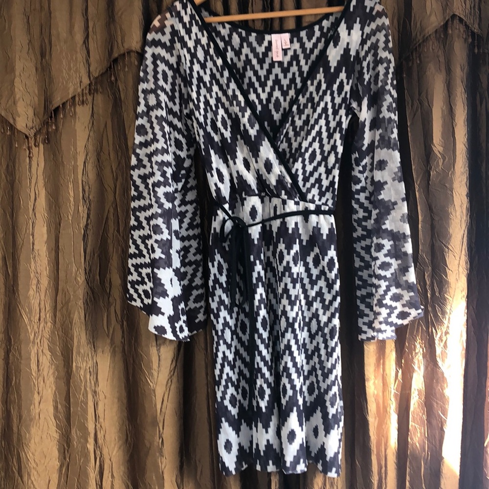 Sweet pea retro angel arm dress